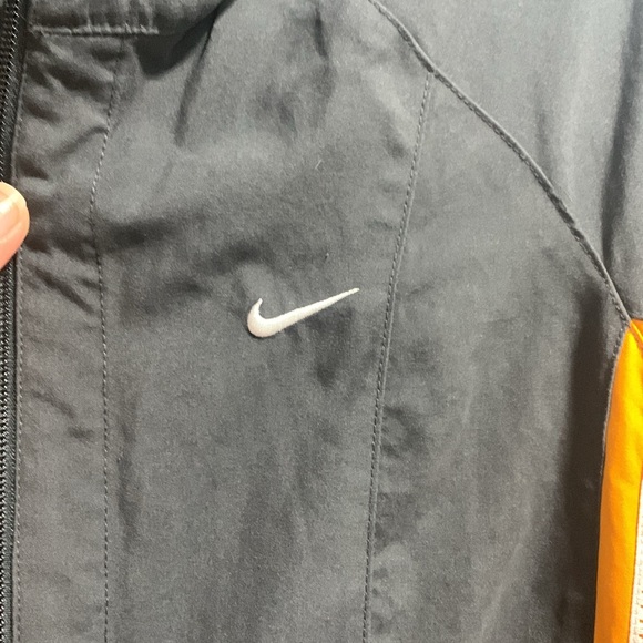 Nike Jacket - Picture 5 of 10